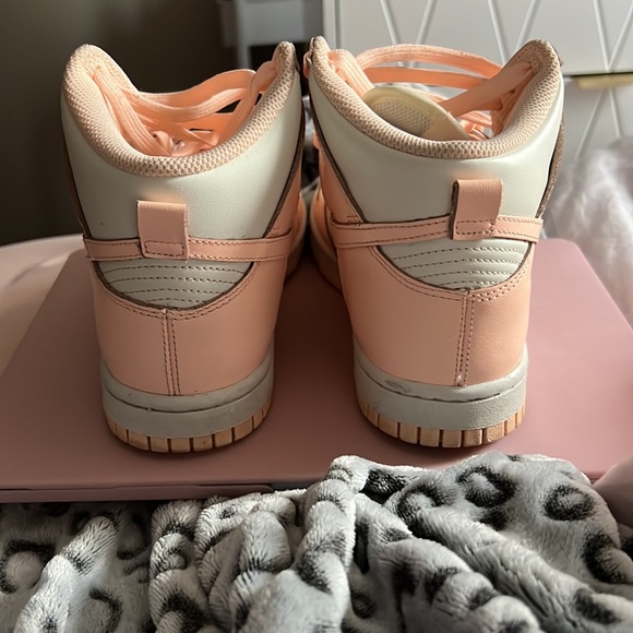 SOLD - Picture 2 of 8